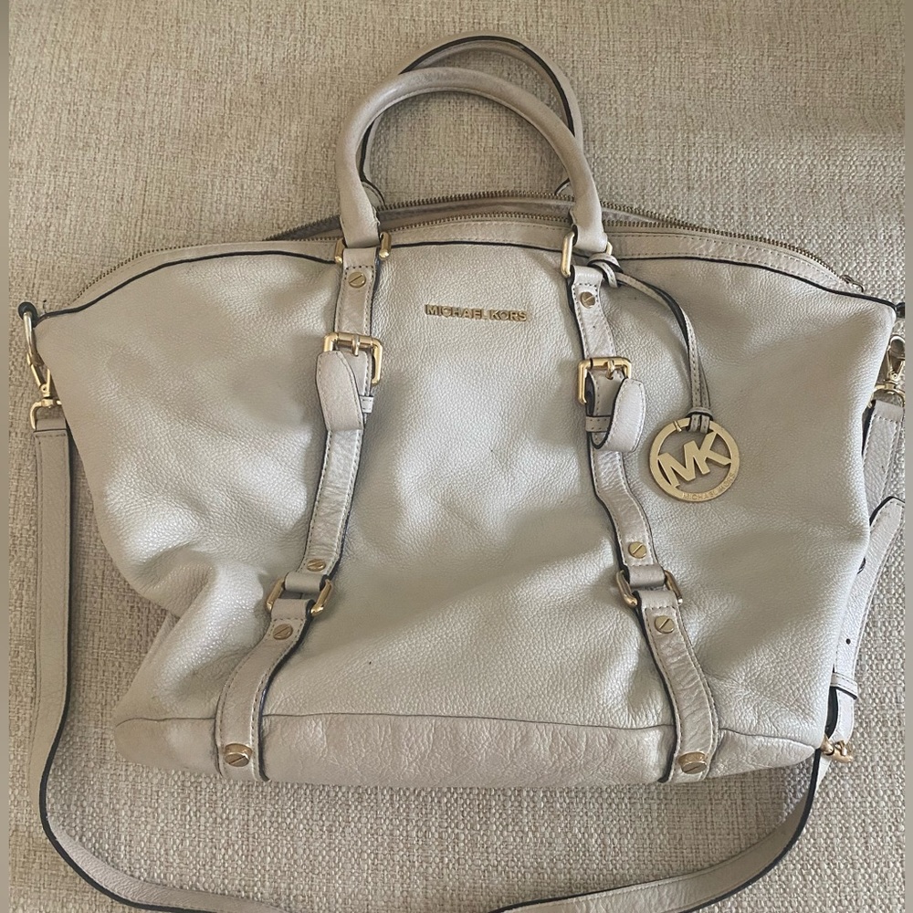 Cream Michael Kors Slouchy Bag